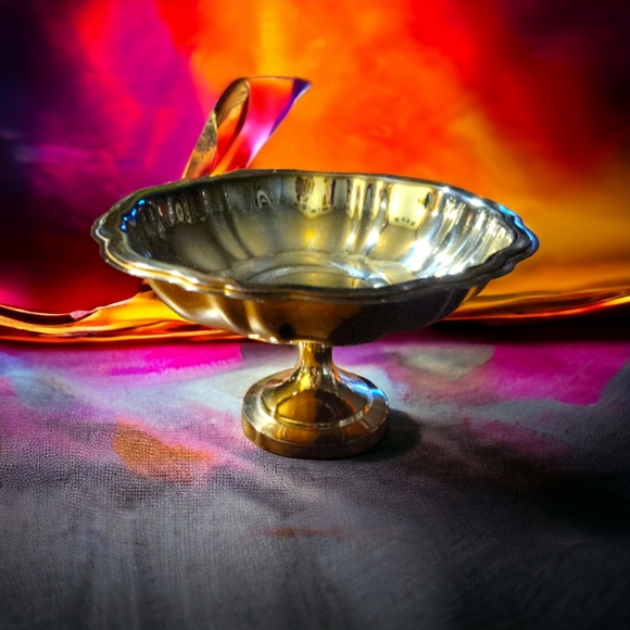 BUNDLE SALE! WM A. ROGERS Oneida Heavy Silver Plated 2 Bowls/1 Pedestal Bowl - Picture 2 of 3